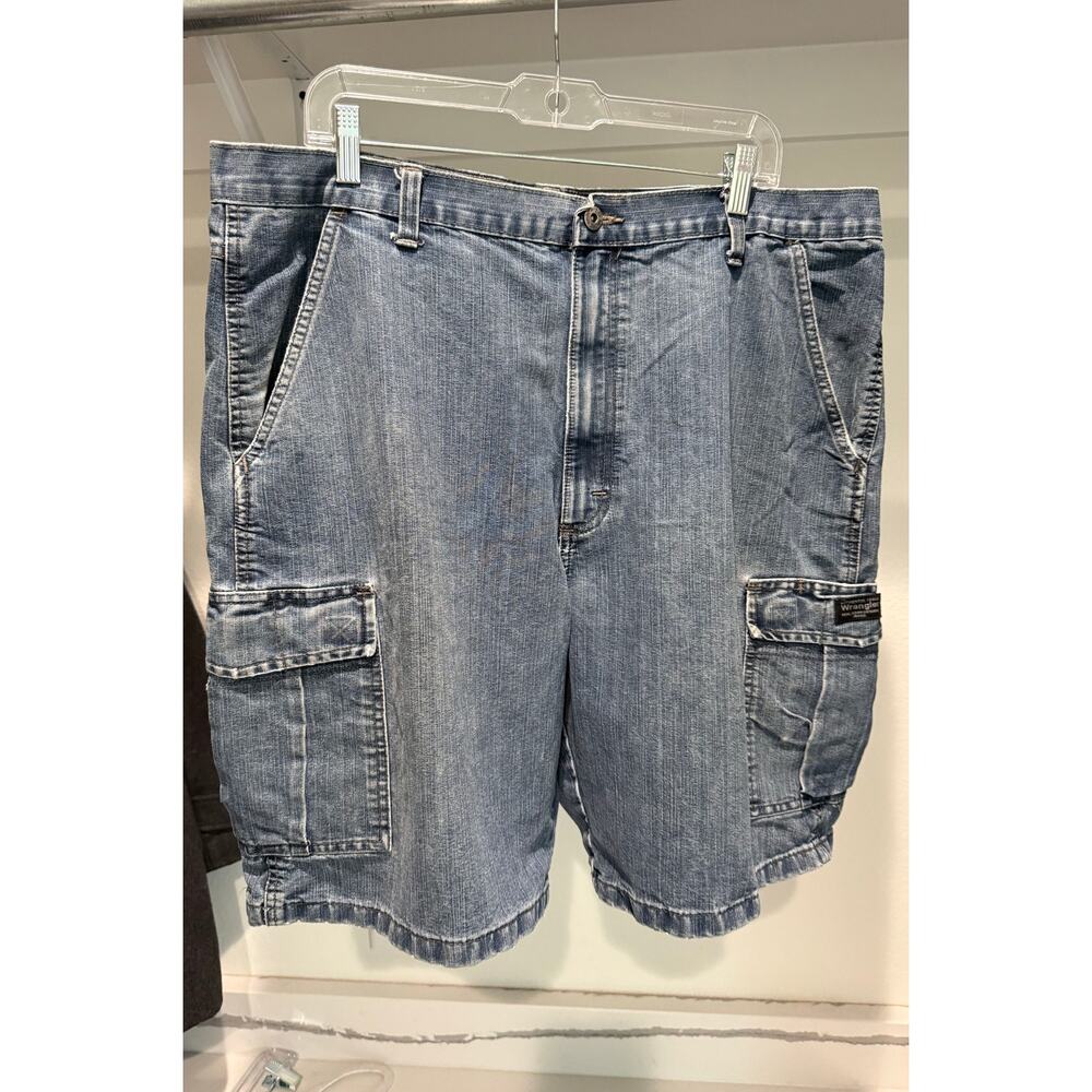 Vintage Wrangler Men's Denim‎ Cargo Jean Shorts Size 40 (9" inseam) Jorts Y2K